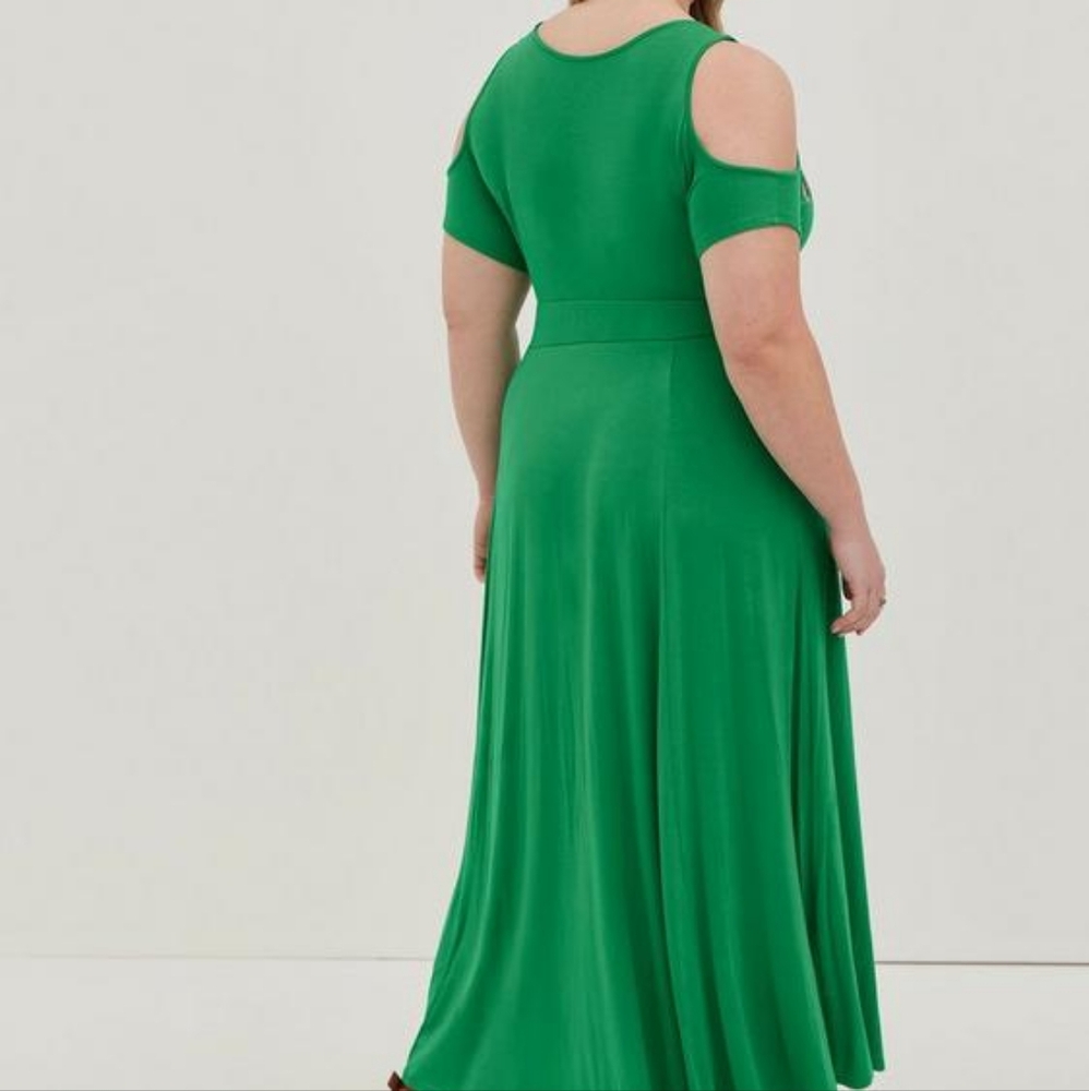Torrid Sz 5 Super Soft Embroidered Cold Shoulder Surplice Maxi Dress - Picture 4 of 5